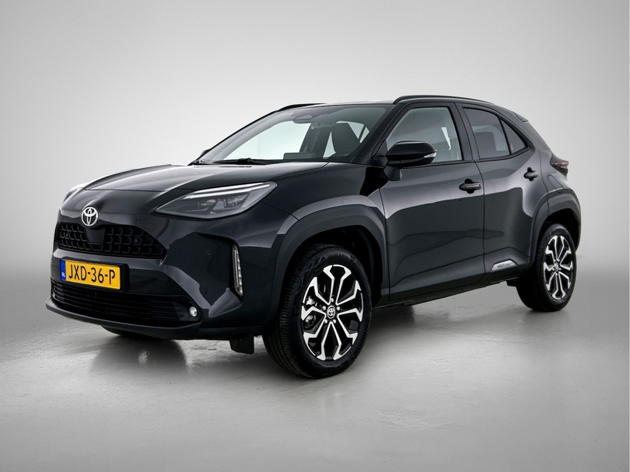 Toyota Yaris Cross - 1.5 Hybrid 115 Dynamic | Comfort Pack | PDC | BLS | Stuur-Stoelverwarming | Apple CarPlay - AutoWereld.nl
