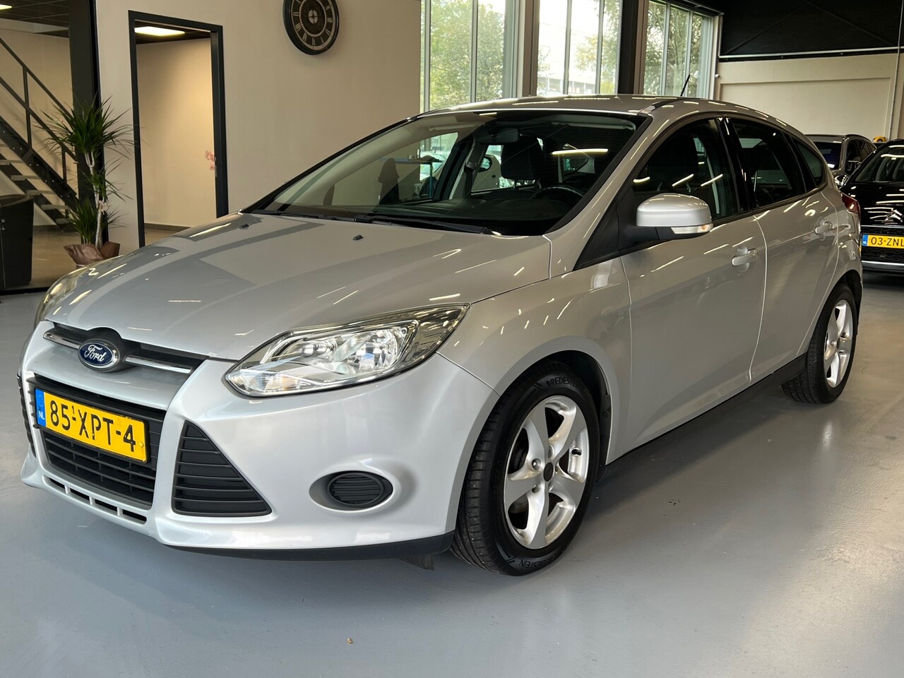 Ford Focus - 1.0 EcoBoost Lease Trend|Navigatie|Airco| - AutoWereld.nl