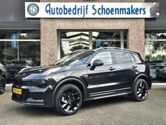 Lynk & Co 01 - 1.5 261PK BLACKLINE 6.6Kwh LADEN 360-CAMERA PANO/SCHUIF INFINITY DAB NAVI CARPLAY STOELVER