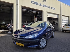 Peugeot 206 - 1.4 XT