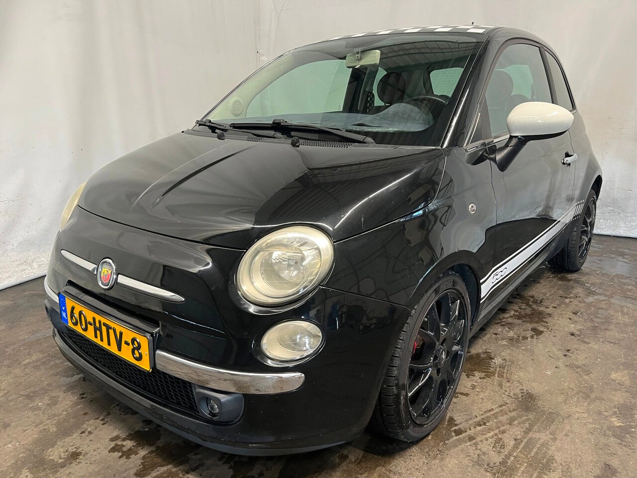 Fiat 500 - 1.4-16V Sport Schadeauto Auto start en rijdt rechtvoorschade - AutoWereld.nl