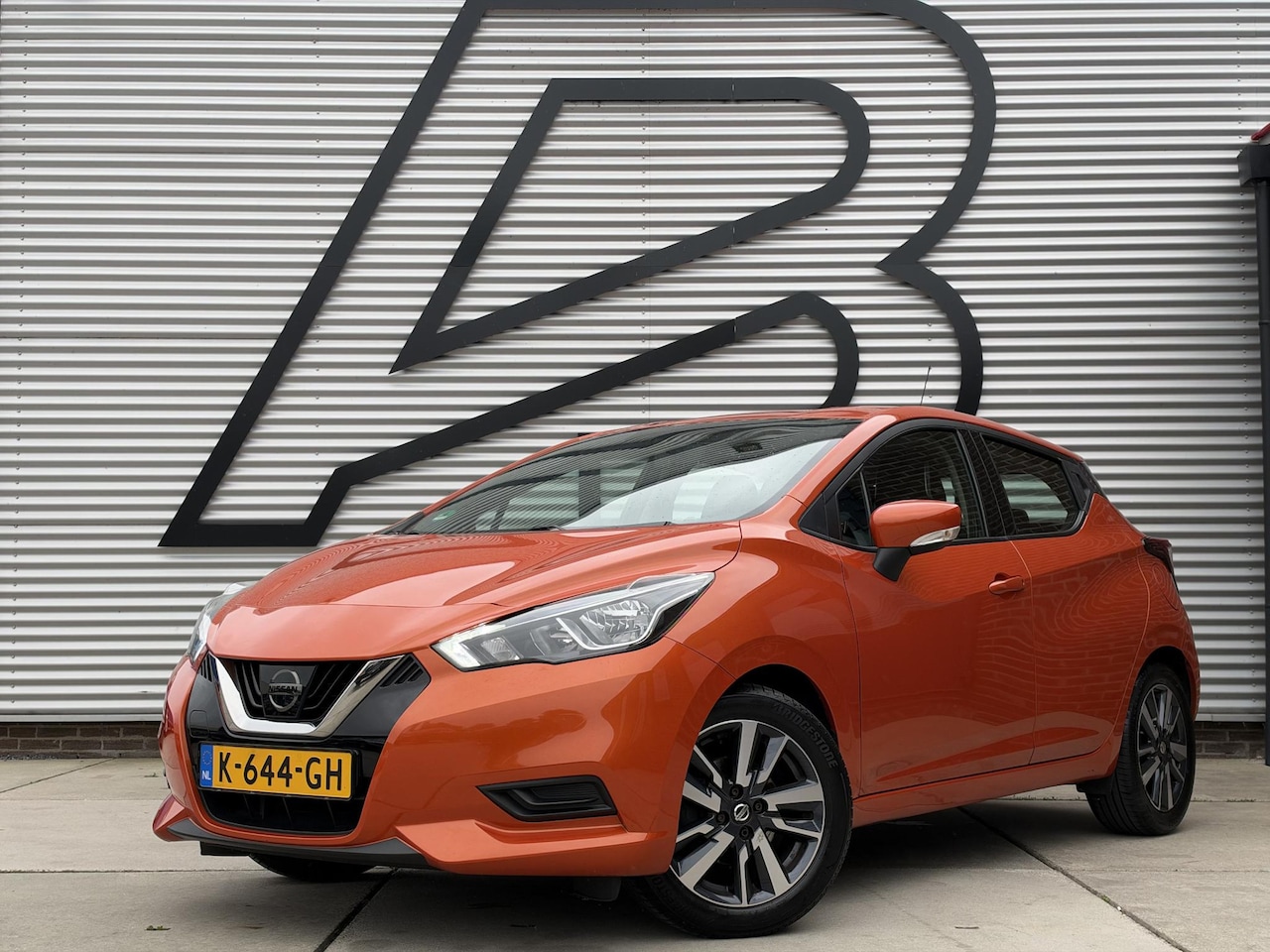 Nissan Micra - 0.9 IG-T N-Connecta 2e Eigenaar|Navi|Camera|Bose Sound|Airco|Cruise|Trekhaak|PDC|APK tot 0 - AutoWereld.nl