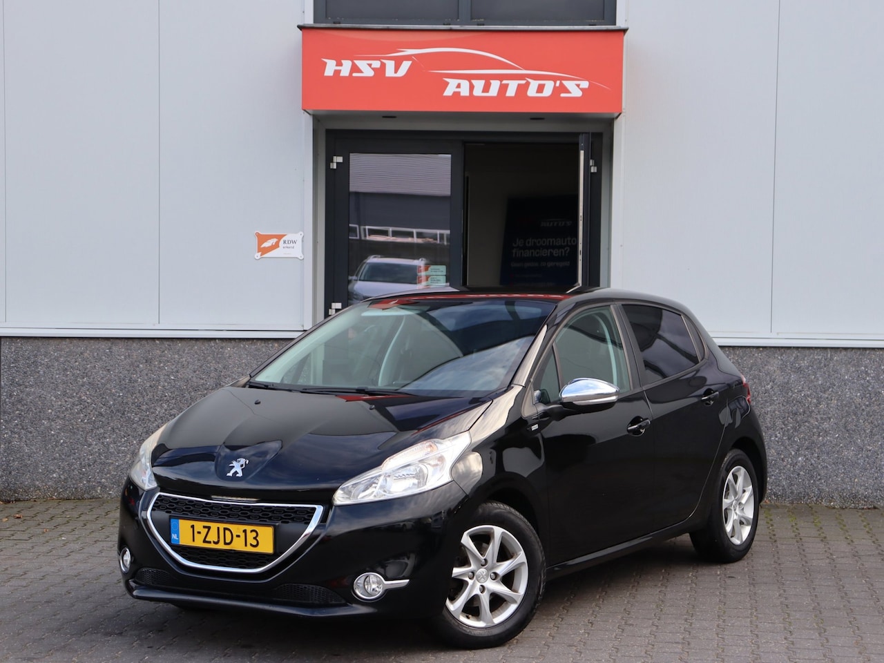 Peugeot 208 - 1.2 PureTech Style navi LM org NL - AutoWereld.nl