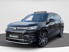Volkswagen Tayron - 1.5 eHybrid R-Line Edition | Panorama dak | Trekhaak | PHEV | 272Pk |