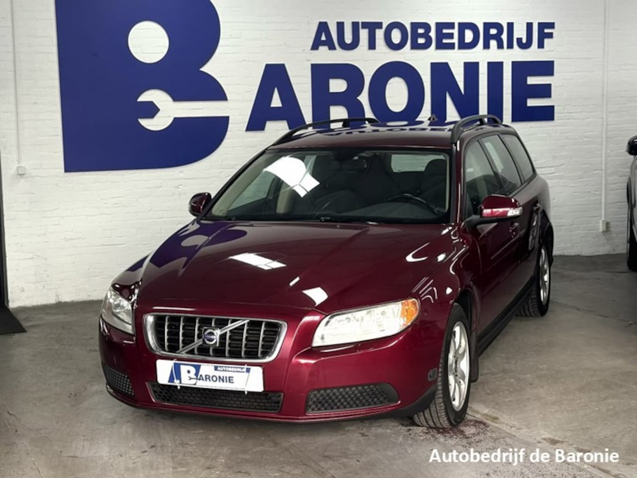 Volvo V70 - 2.5T Kinetic 2.5T Kinetic - AutoWereld.nl