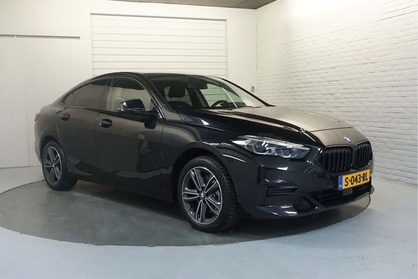 BMW 2-serie Gran Coupé - 218i Dealerauto! | NAP | Sportinterieur | Camera - AutoWereld.nl