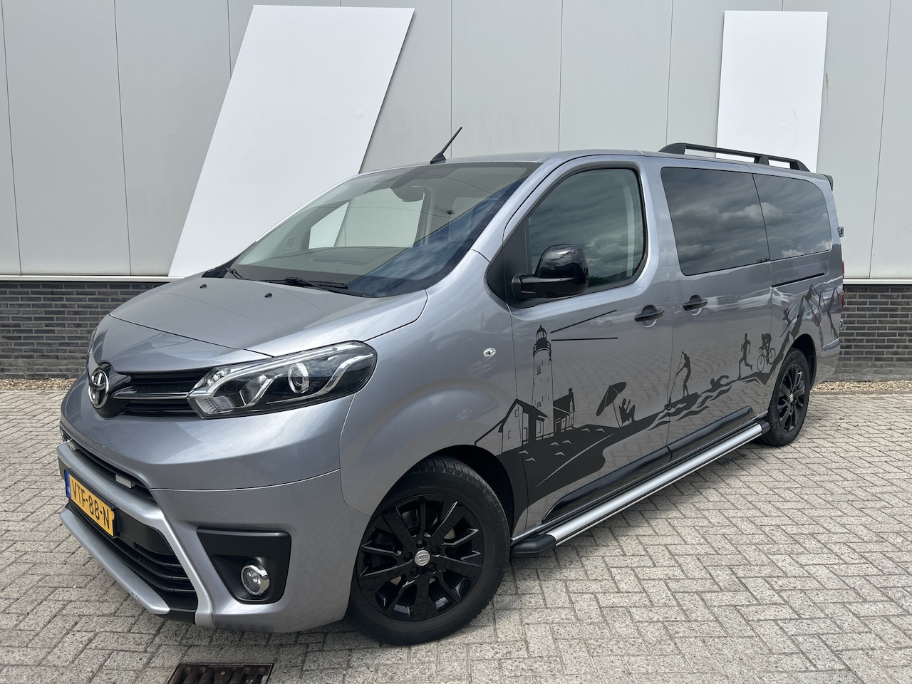Toyota ProAce Worker - 2.0 D-4D 145 pk Black Line DC Automaat ( prijs Ex BTW) 10 jaar/200.000 garantie - AutoWereld.nl