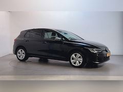 Volkswagen Golf - 1.0 eTSI DSG Life Business Alcantara Sfeerverlichting Navigatie Stoelverwarming