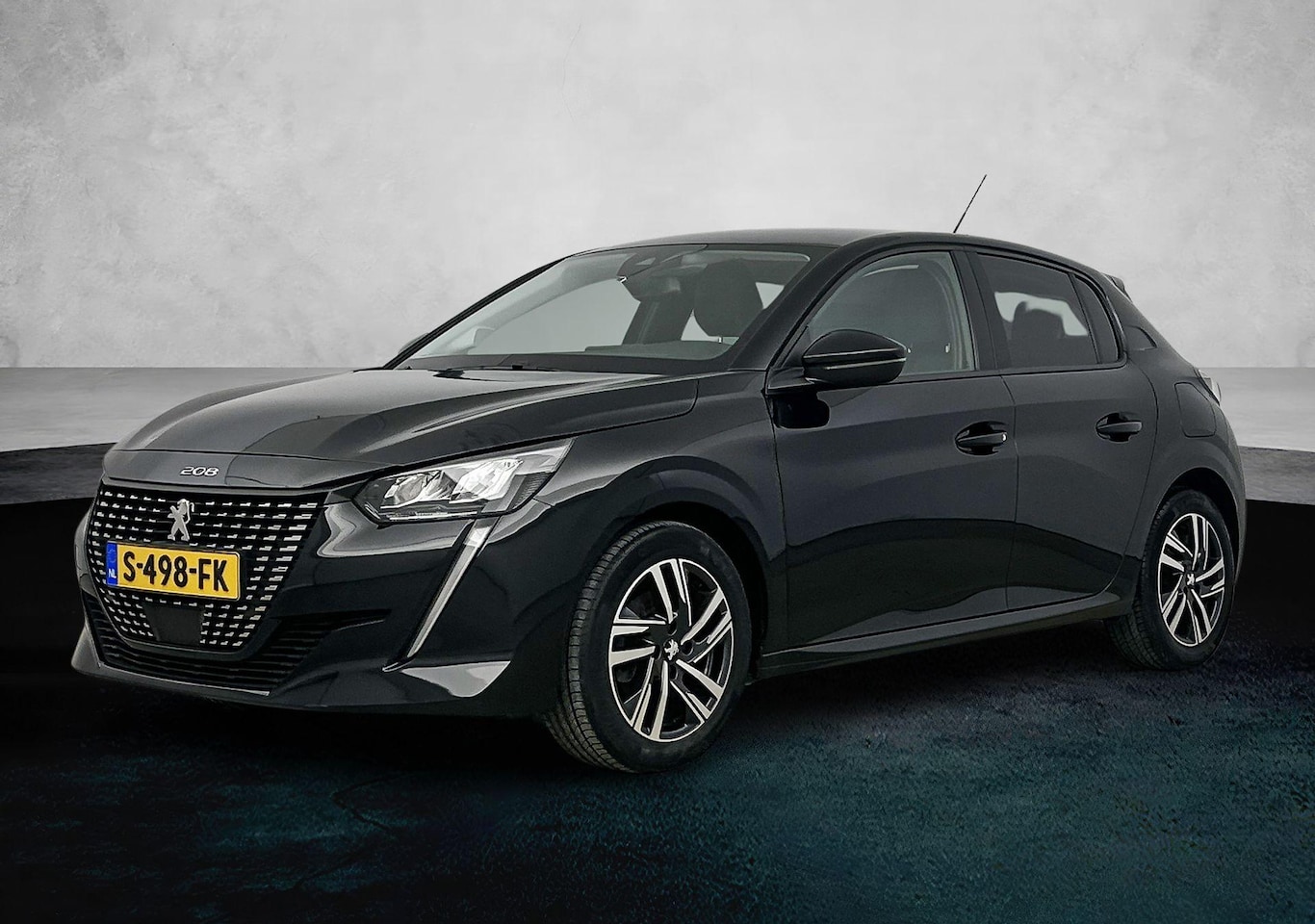 Peugeot 208 - 1.2 100pk Allure Pack | Lichtmetalen velgen | Camera | Climate control | Navigatie | Cruis - AutoWereld.nl