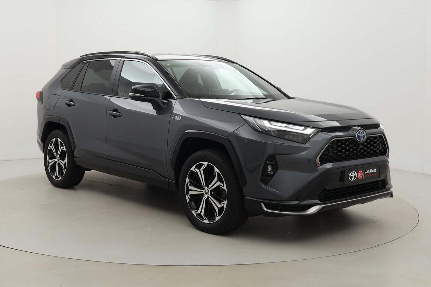 Toyota RAV4 - 2.5 Plug-in Hybrid AWD Bi-Tone Plus | Trekhaak (1.500 KG) | 360 camera | Leder | Stoelverw - AutoWereld.nl