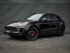Porsche Macan - 3.0 GTS / Pano / Luchtvering / Trekhaak / Sportstoelen / Carplay