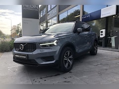 Volvo XC40 - T3 R-Design Automaat 163pk Automaat | R-Design Leder-Alcantara | Panoramadak | Trekhaak |