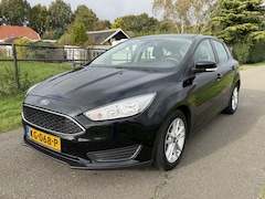Ford Focus - 1.0 Trend Navi/Airco/PDC/Cruise