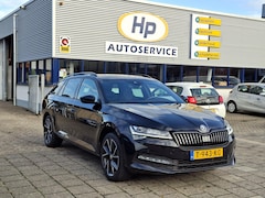 Skoda Superb Combi - 1.5 TSI ACT Sportline Business Carplay Sportstoelen Cruise controle Camera achter