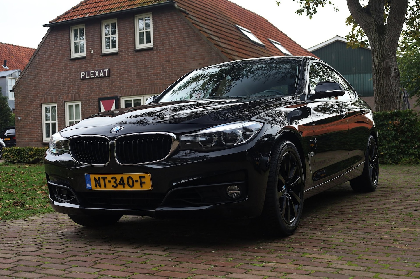 BMW 3-serie Gran Turismo - 320i Corporate Lease Executive Aut. | Full Led | Navigatie | Climate Control | Black Optie - AutoWereld.nl
