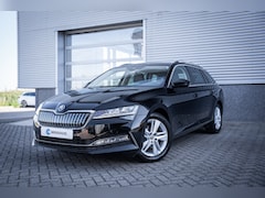 Skoda Superb Combi - 1.4 TSI iV Business Edition SOH 92% | Cruise control adaptief | Trekhaak uitklapbaar | Voo