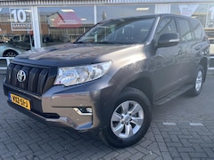 Toyota Land Cruiser Challenger - 2.8 D-4D VAN Grijs kenteken 3000kg trekgewicht met o.a. Leder, Trekhaak, Navigatie. WINDOW