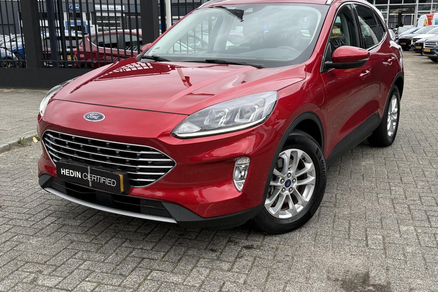 Ford Kuga - 2.5 PHEV Titanium | Winterpack | Cruise control | Camera | sensoren voor en achter | All s - AutoWereld.nl