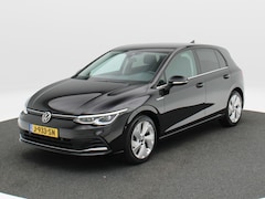 Volkswagen Golf - 1.5 eTSi 150 Pk Automaat Style | Adaptive Cruise | Climatronic | Camera | CarPlay | Naviga