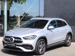 Mercedes-Benz GLA-Klasse - 250 e AMG Line l Stoelverwarming l Achteruitrij camera l Ambiente lichtpakket