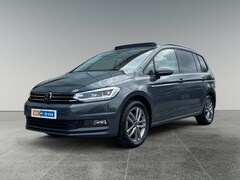 Volkswagen Touran - 1.5 150pk TSI Highline 7p Rijstrookwisselassistent 'Side Assist' | Panoramaschuif-kantelda