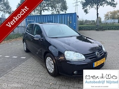Volkswagen Golf - 1.4 TSI Trendline