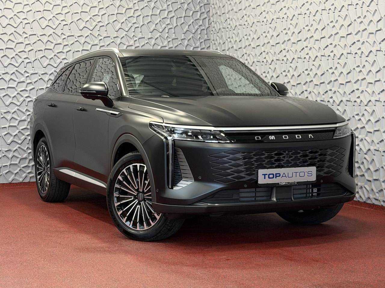 Omoda 9 - OMODA 9 PREMIUM AWD | 145 KM ELEKTRISCH | 538 PK | MAT ZWART 4WD 4X4 - AutoWereld.nl