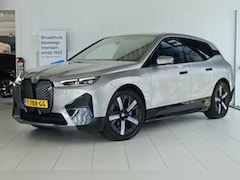 BMW iX - xDrive50 High Executive 112 kWh | SoH 99% | Driving Prof. | Skylounge | Massage | Soft-Clo