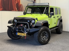 Jeep Wrangler Unlimited - 3.6 SAHARA AUTOMAAT LEDER STOELVERWARMING TARGA DAK CRUISE CONTROL CLIMATE CONTROL MEDIA V