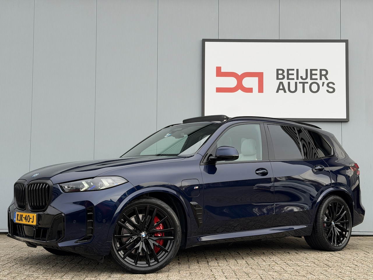 BMW X5 - xDrive50e M-Sport Pro/Pano/HUD/360/H&K/Trekhaak/Softclose. - AutoWereld.nl