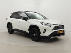Toyota RAV4 - 2.5 Hybrid 2WD Bi-Tone | Panoramadak | Trekhaak | Leder | JBL | Navigatie | Stoelverwarmin