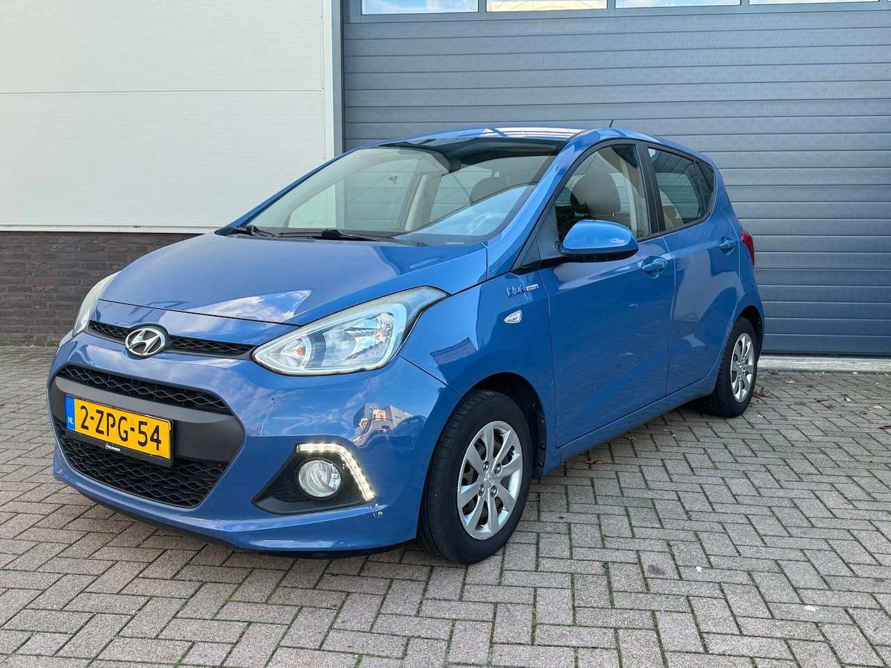 Hyundai i10 - | 1.0i i-Motion Comfort Plus | 1e eigenaar | Airco | Leuke kilometerstand | NAP | - AutoWereld.nl