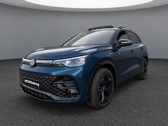 Volkswagen Tiguan - 1.5 R-Line Black Style 150pk eTSI DSG Automaat / Panoramadak / Black Style / 19"LM Velgen