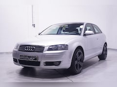 Audi A3 - 1.6 Attraction Clima Radio APK 03-08-2027 Clima
