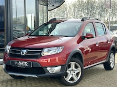 Dacia Sandero Stepway - 0.9 TCe Lauréate 90PK | NL AUTO | NAP | Nette staat | Distributieriem is vervangen | Trekh