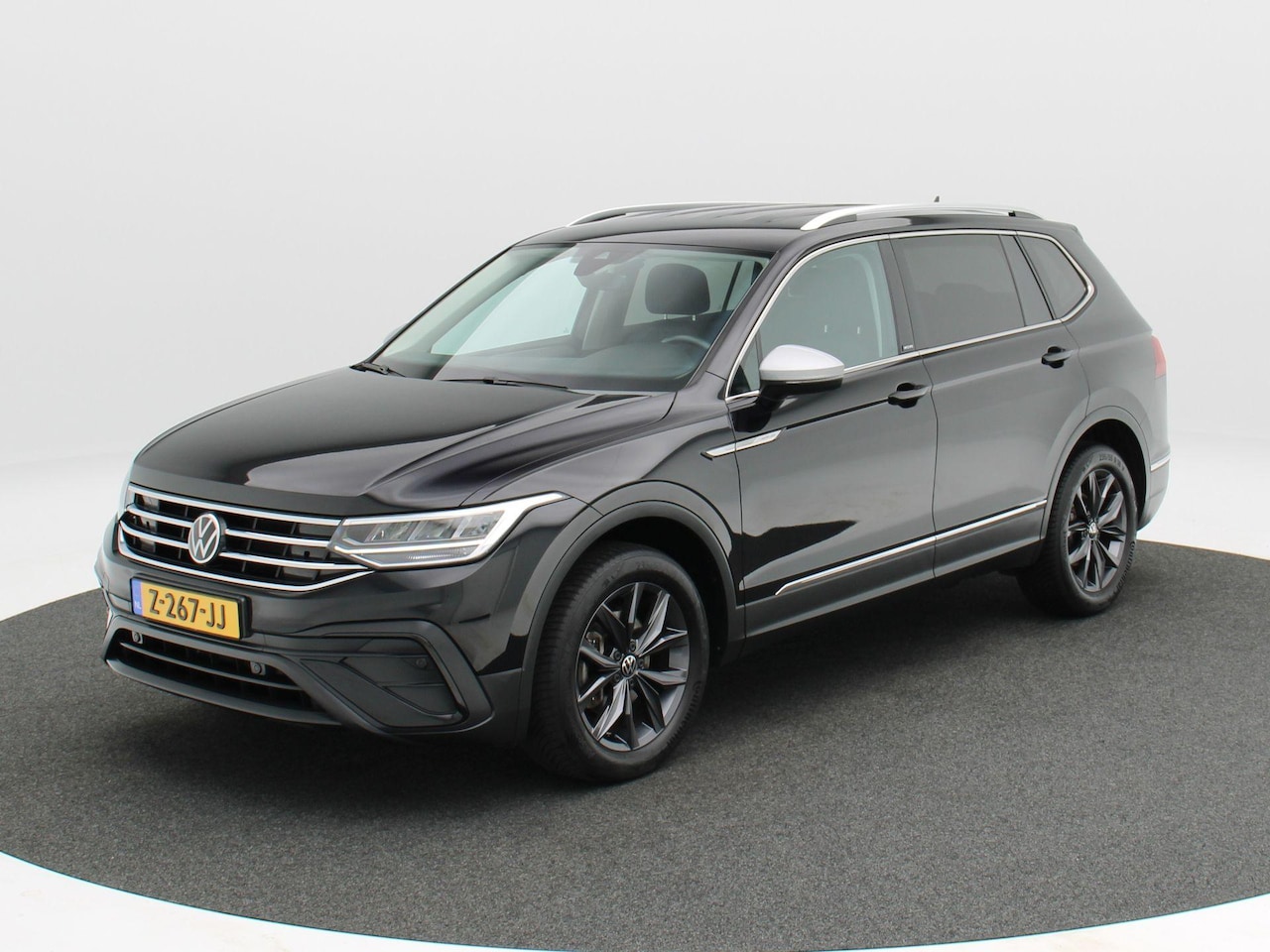 Volkswagen Tiguan Allspace - 1.5 TSi 150 Pk Automaat Life 7 Persoons | Stoel/Stuurverwarming | Camera | Adaptive cruise - AutoWereld.nl