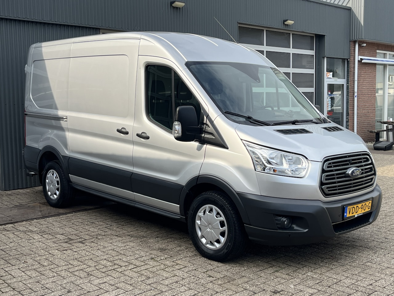 Ford Transit - 350 2.0 TDCI L2H2 Werkplaats inrichting Kast Inrichting Servicewagen Airco Cruise controle - AutoWereld.nl