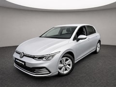 Volkswagen Golf - 1.0 TSI 110pk Life / Navigatie / LM 16 inch / Camera / Parkeersensoren / LED