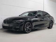BMW 3-serie - 320i M-Sport | Schuifdak | Laser | Comfort Access