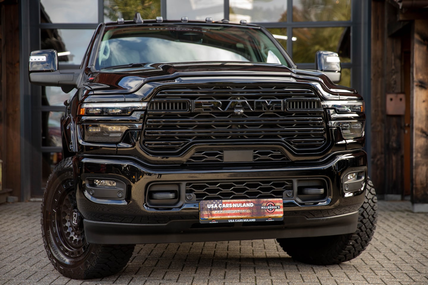 Dodge Ram 2500 - laramie 6.7L Cummins Dodge RAM 2500 laramie 6.7L Cummins Garantie 4 jaar tot 200.000 km . - AutoWereld.nl