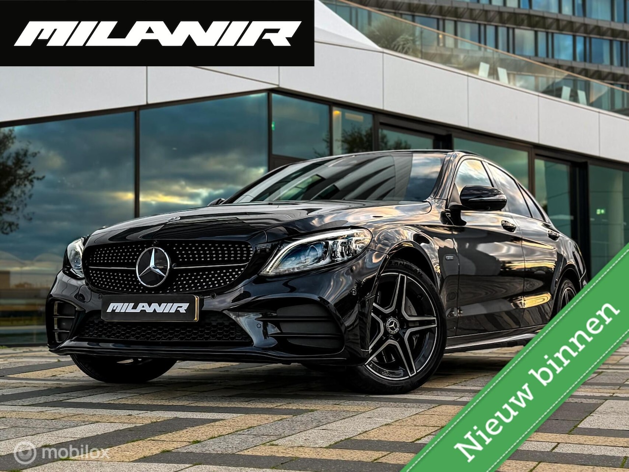 Mercedes-Benz C-klasse - 300 e AMG Line |Pano|360|Leder|Blind spot - AutoWereld.nl