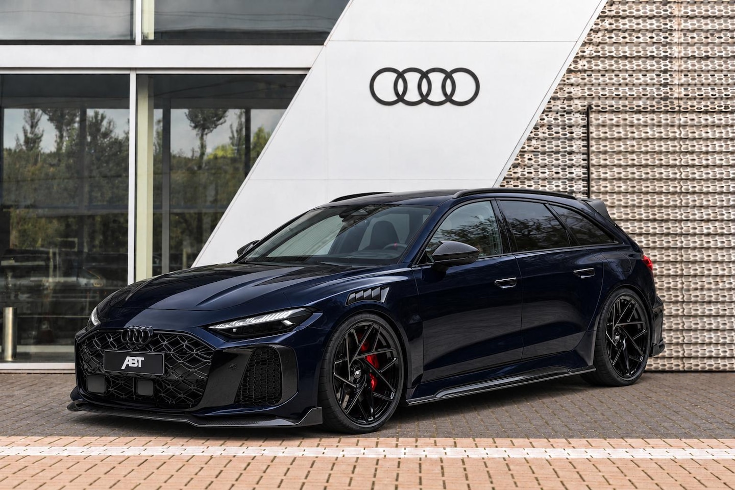 Audi RS5 - Avant ABT RS5-R Avant (1/130) 720PK Avant 8 versn. - AutoWereld.nl