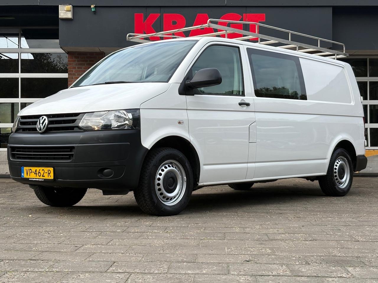 Volkswagen Transporter - 2.0 TDI L2H2|NAP|Dubbele cabine|Navi|Trekhaak|Airco|Cruise|Imperiaal - AutoWereld.nl