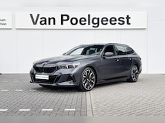 BMW 5-serie Touring - 550e xDrive Bowers & Wilkins | M Sport | Trekhaak | Travel Pack |