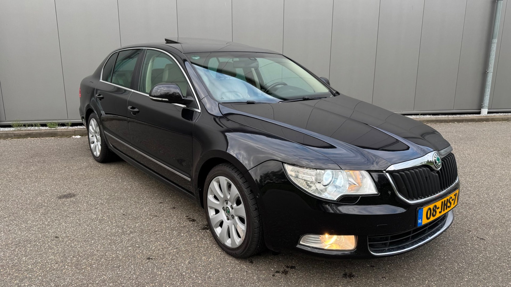 Skoda Superb - 1.8 TSI Elegance Business Line leder clima - AutoWereld.nl