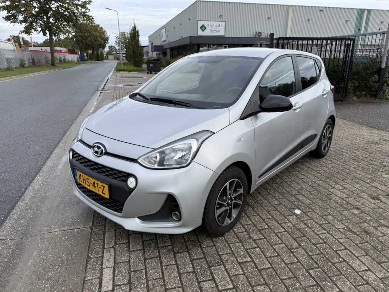 Hyundai i10 - 1.0i i-Motion Prem. - AutoWereld.nl
