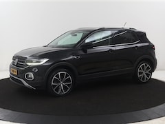 Volkswagen T-Cross - 1.0 TSI Style | Adaptive cruise | Trekhaak | Stoelverwarming | Park assist | Navigatie | B