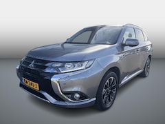 Mitsubishi Outlander - 2.0 PHEV instyle+