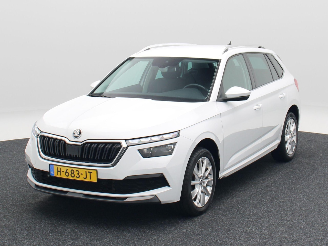 Skoda Kamiq - 1.0 TSi 115 Pk Automaat Business Edition | Stoelverwarming | Keyless | Climatronic | Virtu - AutoWereld.nl
