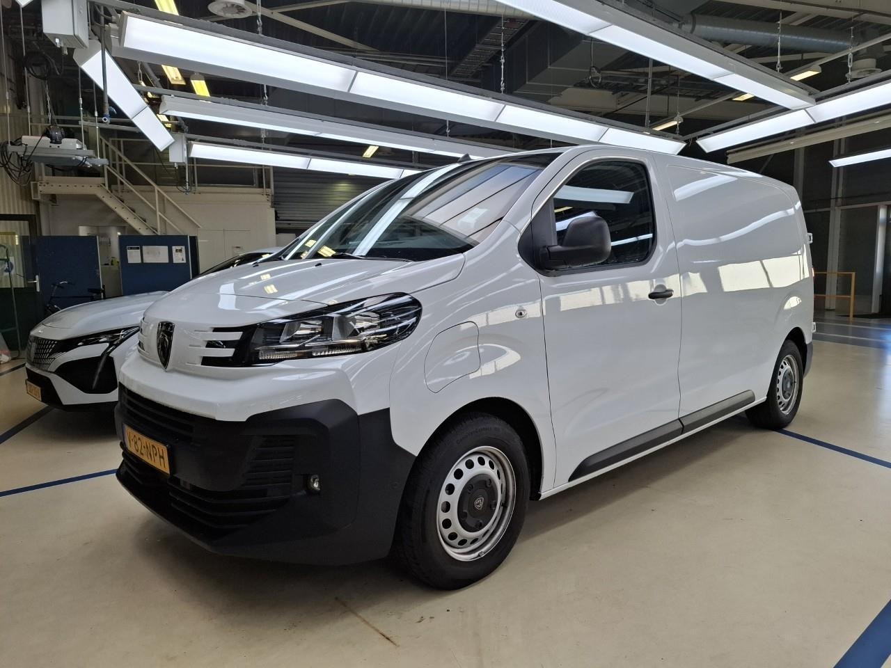 Peugeot e-Expert - Standard 75 kWH - AutoWereld.nl